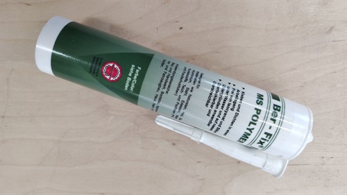 Fugemasse HVID, en rigtig god fugemasse, MBB bruger det til kalecher, kan også bruges under vand eks. pool osv.. 